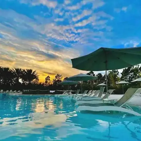 Serenity Stays By Disney With Pool And Kids Splash Pad
